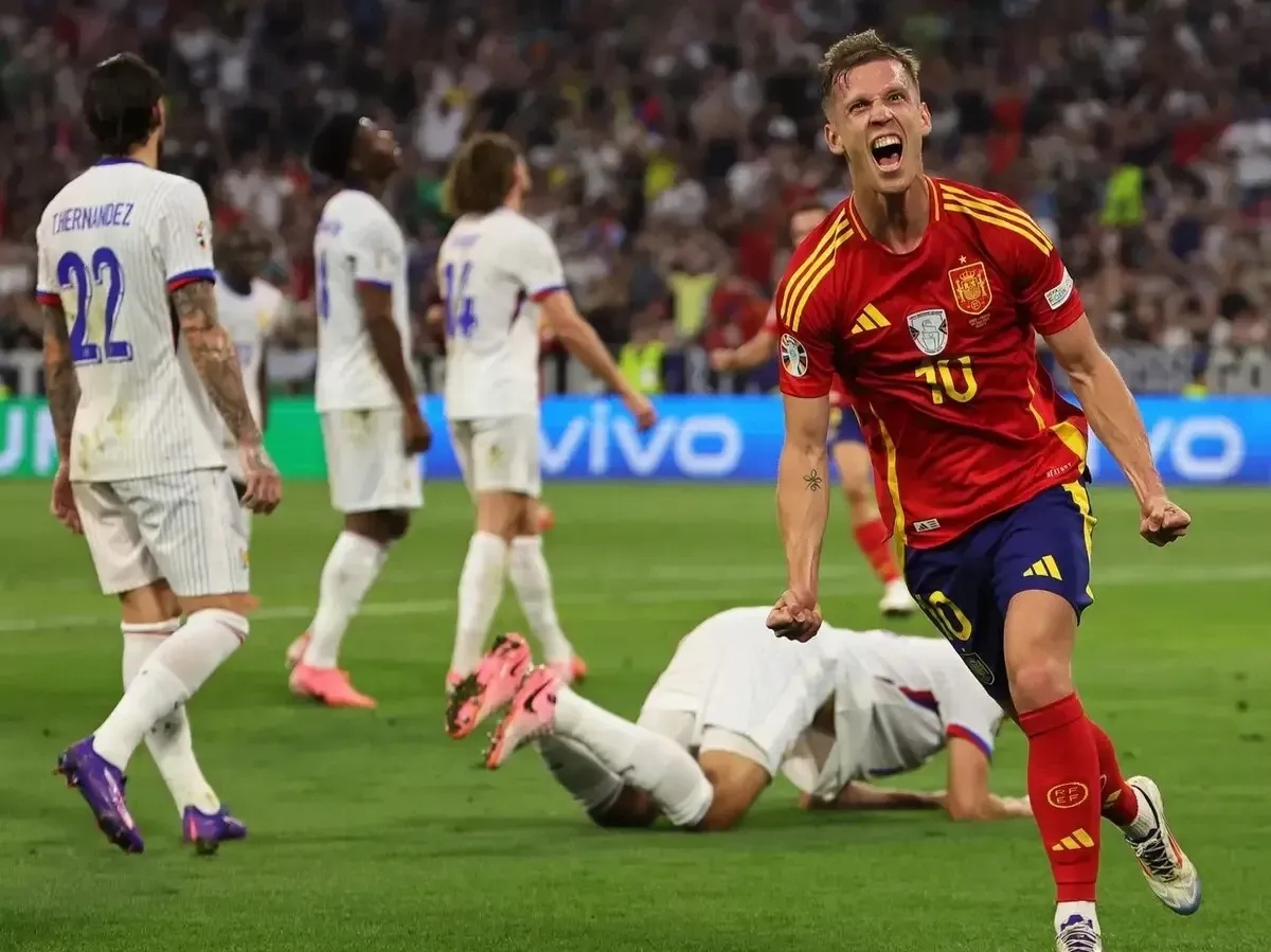 法国队险胜葡萄牙队,奥恰洛夫统治全场 法国队险胜葡萄牙队,奥恰洛夫统治全场