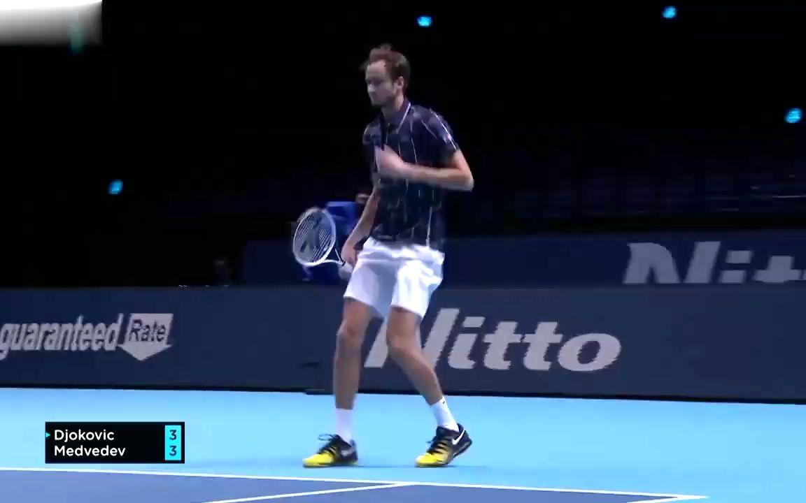 澳网横扫ATP总决赛，梅德韦杰夫扛起全队