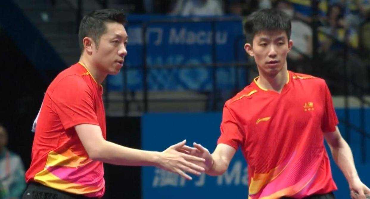 中国队翻盘韩国队，许昕刷新纪录