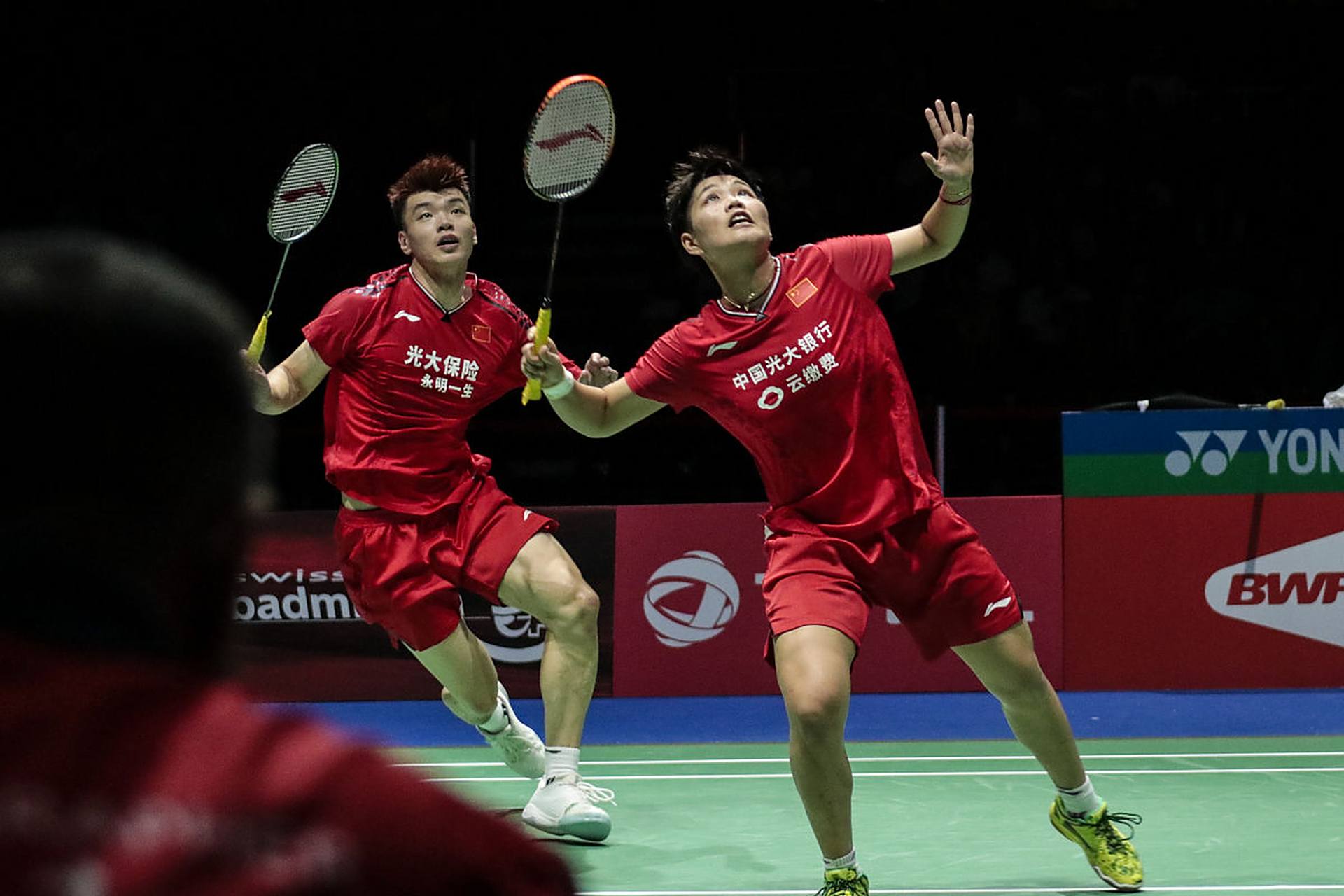 韩国队碾压马来西亚队，黄鸭组合统治全场