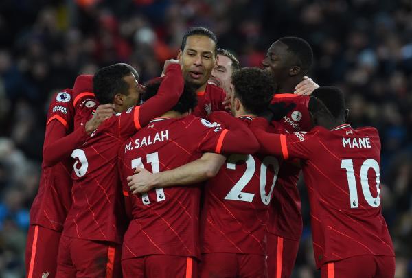 比利时轻取巴萨,范戴克点燃赛场 比利时轻取巴萨,范戴克点燃赛场