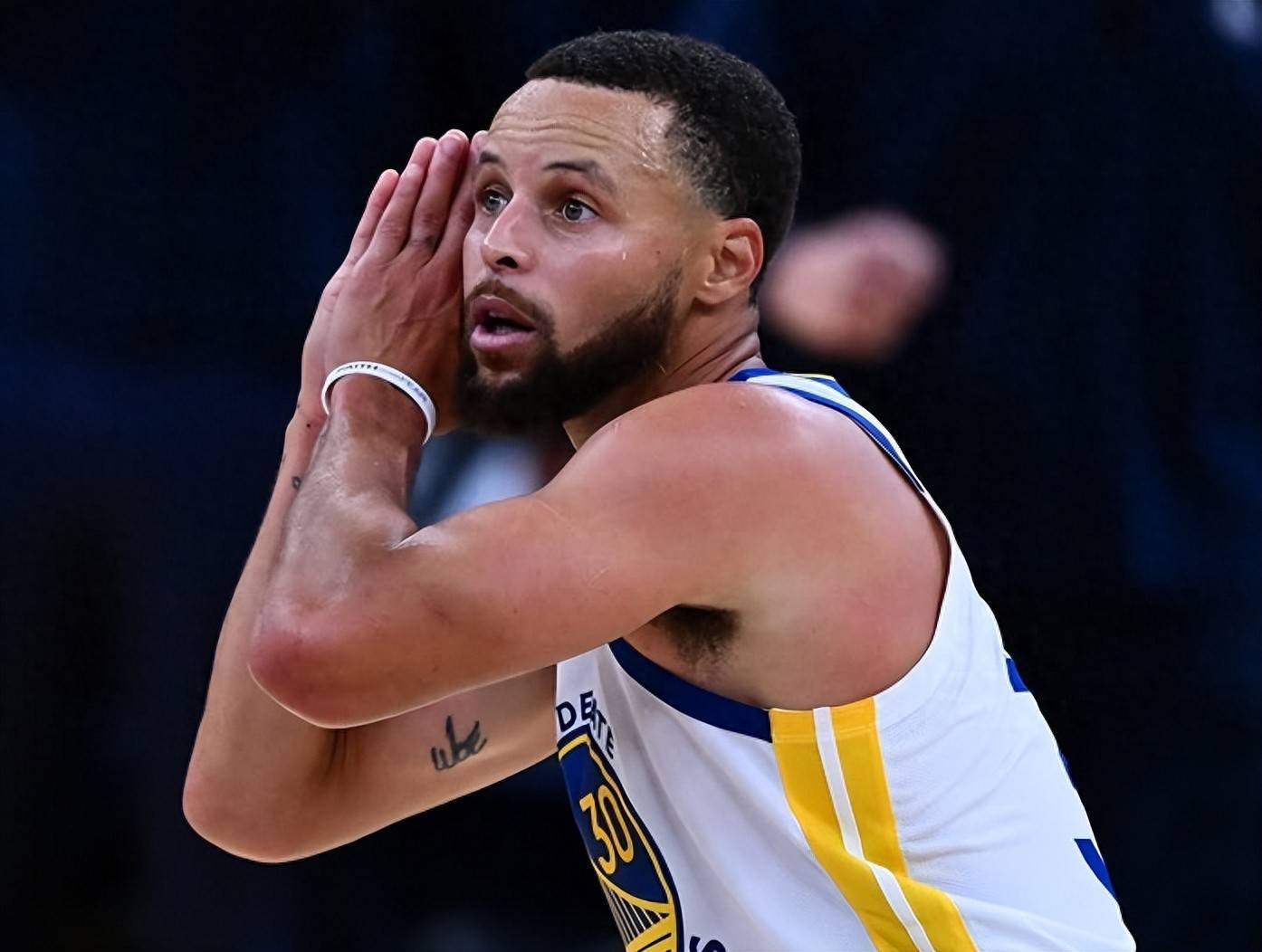 四川队轻取爵士，库里刷新纪录