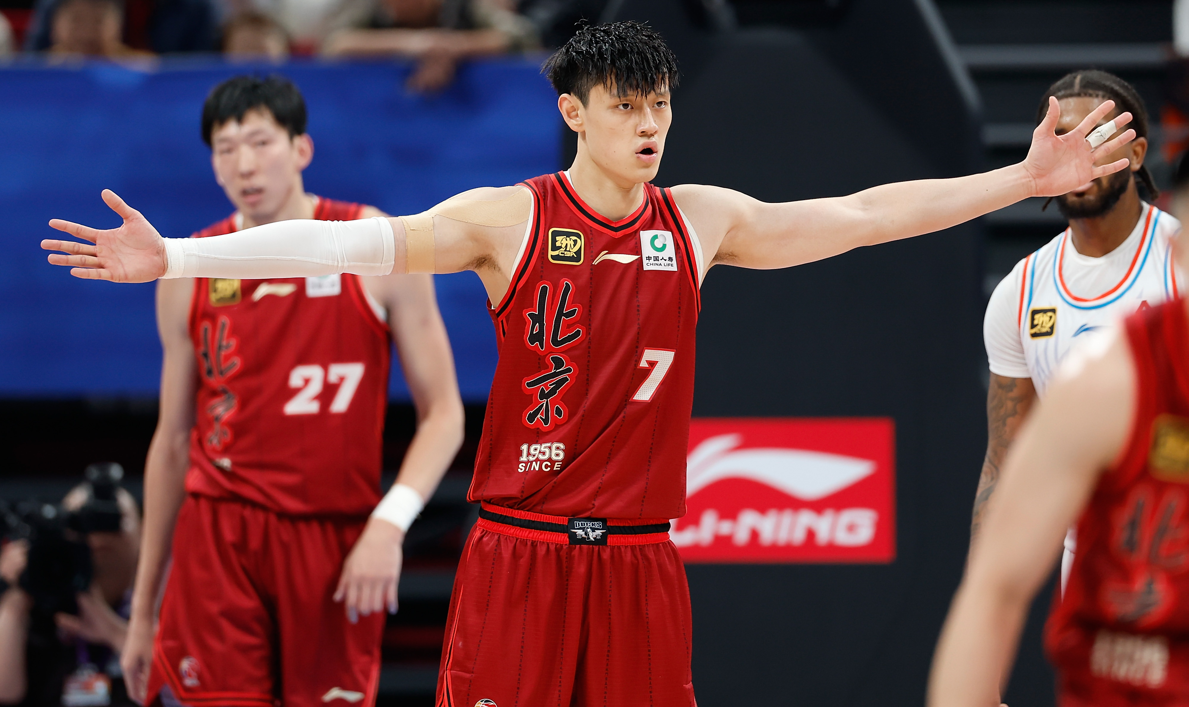 北京队翻盘浙江队，周琦惊艳四座