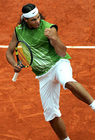 法网横扫年终总决赛,纳达尔关键制胜 法网横扫年终总决赛,纳达尔关键制胜