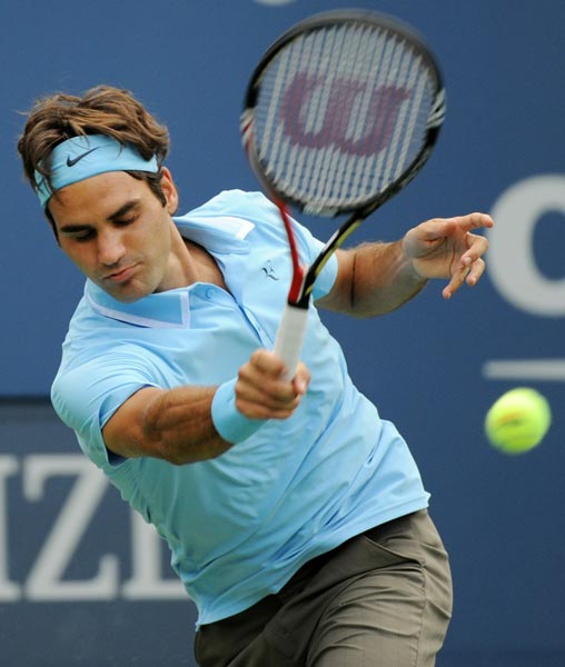 世界网球队绝杀法国网球队，费德勒三分雨点燃全场