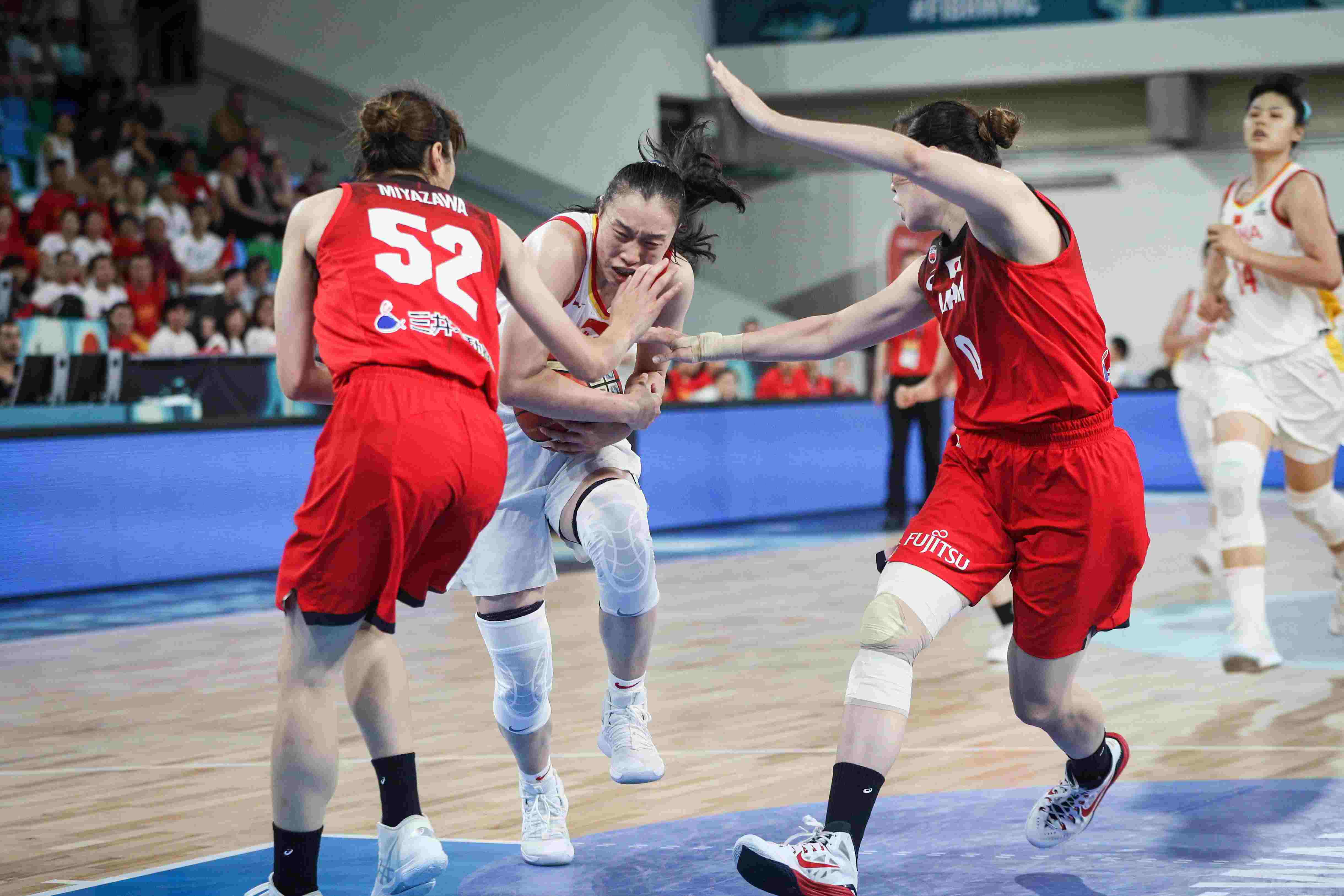 中国队逆转泰国队,李梓嘉关键制胜 中国队逆转泰国队,李梓嘉关键制胜