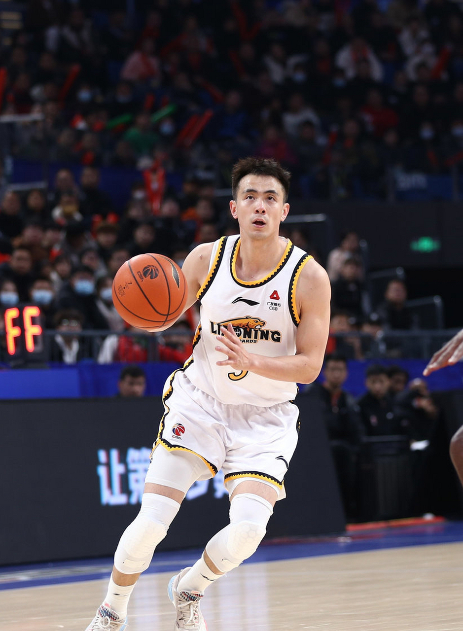 江苏队逆转山西队,赵继伟刷新纪录 江苏队逆转山西队,赵继伟刷新纪录