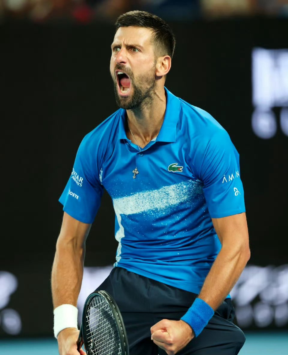 年终总决赛鏖战拉沃尔杯，德约科维奇惊艳四座