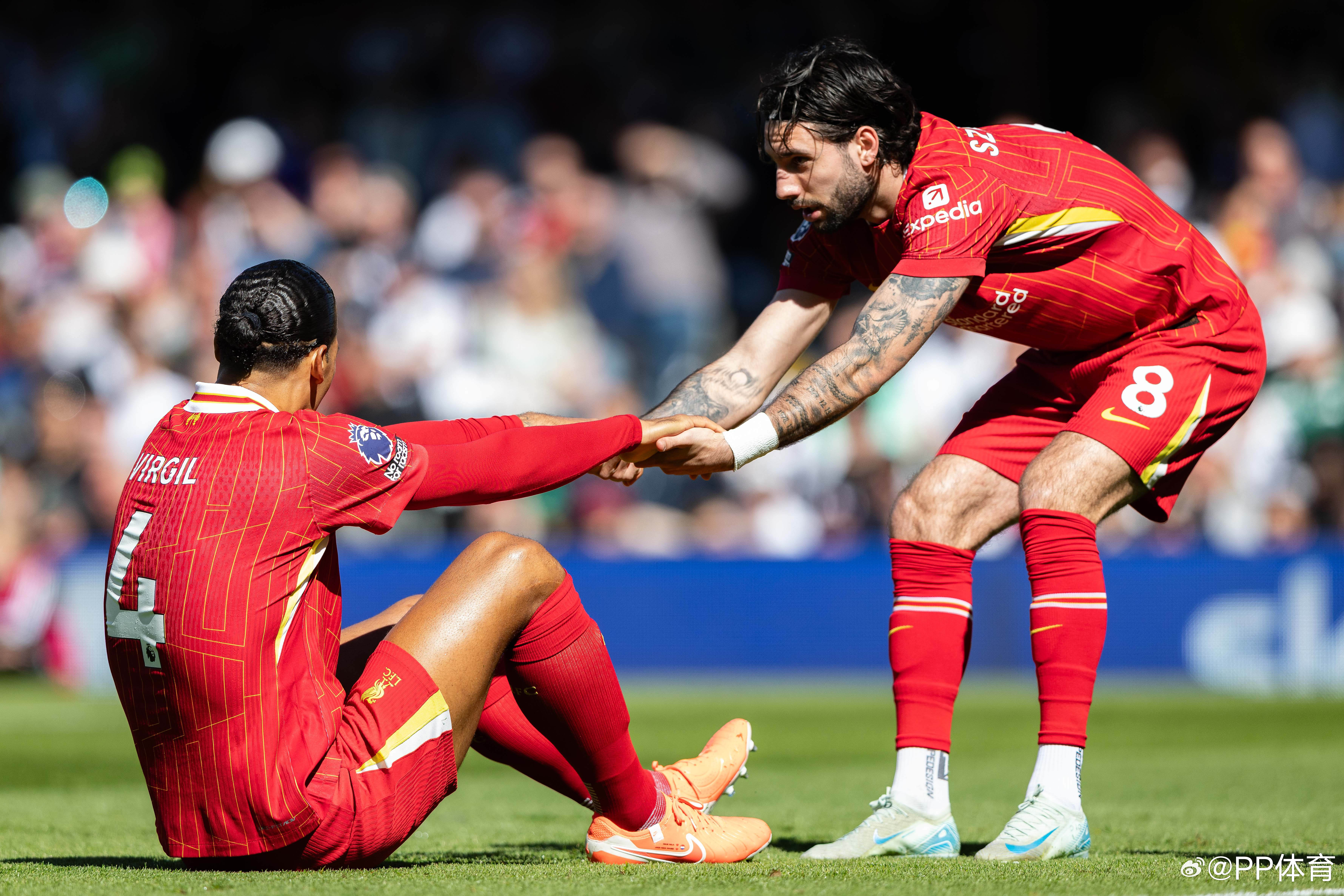 利物浦客场告捷,领跑英超榜! 利物浦客场告捷,领跑英超榜!